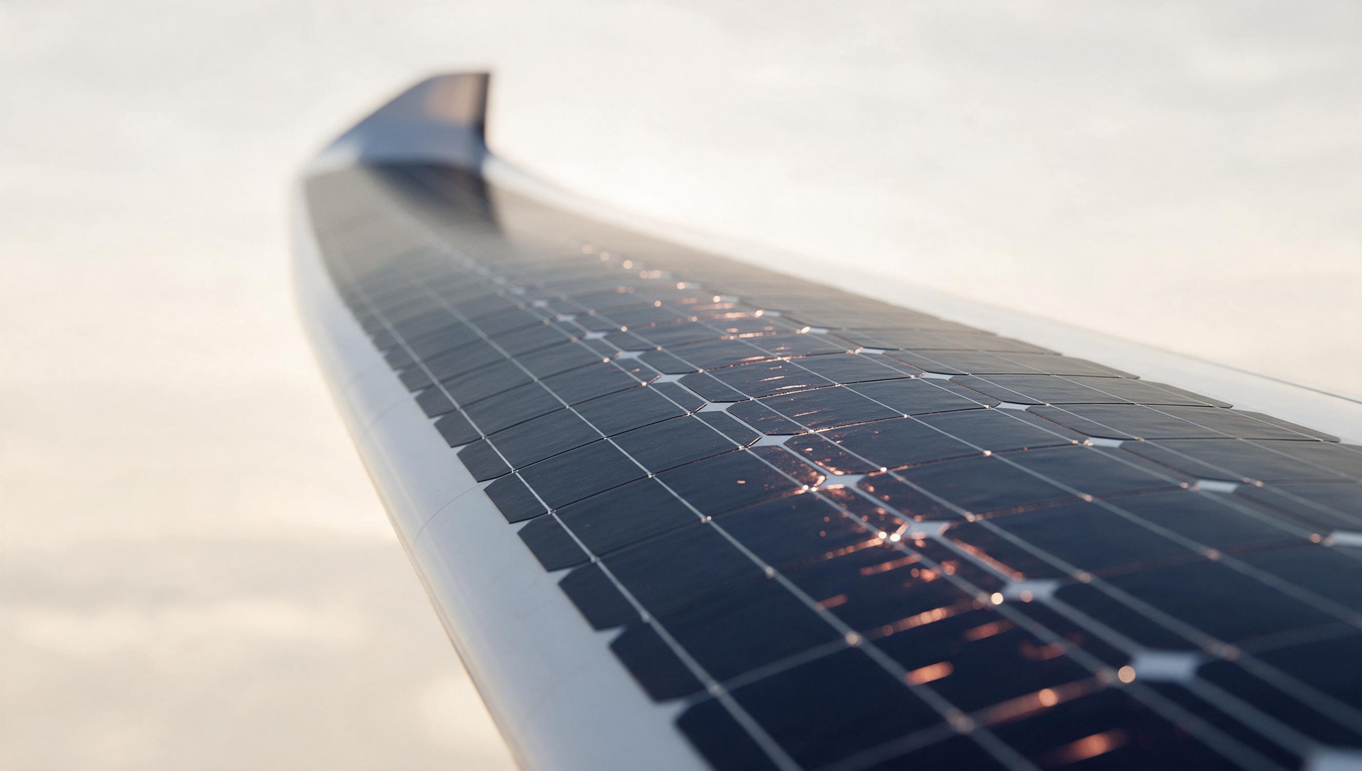 SolarWing — solar cells on high-aspect-ratio wing surface